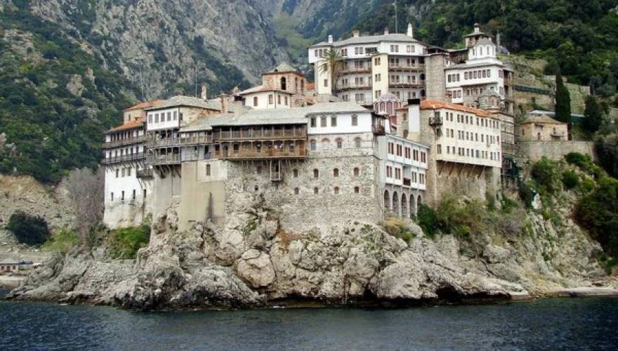 Η Ιερά Επιστασία του Αγίου Όρους έστειλε επιστολή στον Β.Πούτιν για τους δύο Ελληνες – Tι απάντησε ο πρόεδρος της Ρωσίας